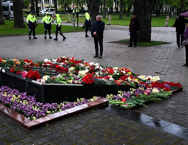 9 мая политики Латвии выступают в унисон с политиками России: Пименов об одной странности