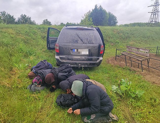 С погоней и стрельбой: как в Даугавпилсе нелегалов ловили