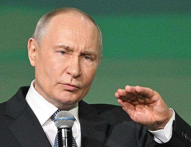 Путин грозит ответить Украине «в несколько раз мощнее»; Европа готовит новый ответ Москве