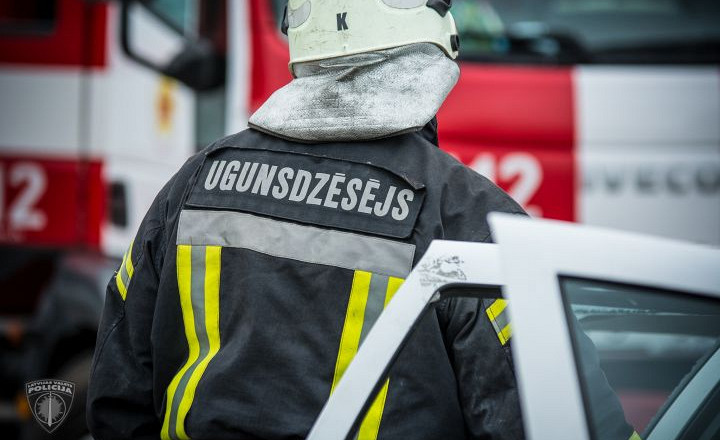 Денег нет: VUGD временно закрывает 18 пожарных частей по всей Латвии