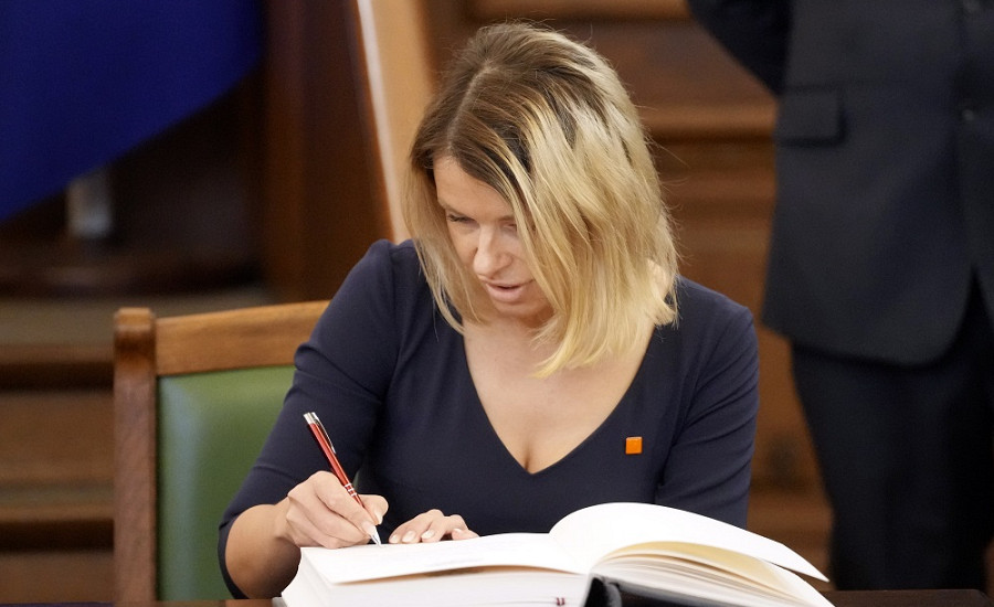 Не связан с решением суда: Гревцова прокомментировала свой выход из партии и фракции «Стабильности!»